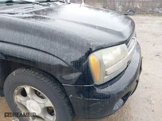 2007 Chevrolet TrailBlazer LT with VIN 1GNDT13S872244691, listed as a IAAI auction lot 41734984 with 214,949 mi miles. Bid and sale history available at carsss.com. Image 6.