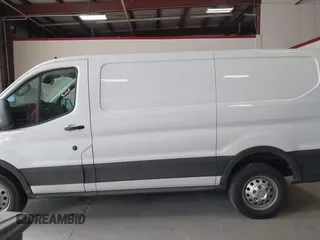 2024 Ford Transit z VIN 1FTYE2Y89RKB18494, wystawiony jako IAAI lot #42445260 z przebiegiem 19 070 mil mil oraz . Historia ofert i sprzedaży dostępna na DreamBid. Obrazek 14.