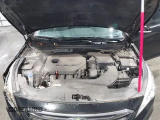 2015 Hyundai Sonata Limited with VIN 5NPE34AF2FH221022, listed as a IAAI auction lot 42068755 with 96,963 mi miles and . Bid and sale history available at carsss.com. Image 10.