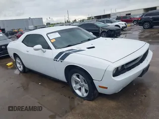 2011 Dodge Challenger R/T z VIN 2B3CJ5DT6BH501485, wystawiony jako IAAI lot #41818581 z przebiegiem 129 511 mil mil oraz . Historia ofert i sprzedaży dostępna na DreamBid. Obrazek 1.