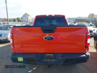 2019 Ford F-150 XL z VIN 1FTEX1C58KKE18358, wystawiony jako IAAI lot #41675683 z przebiegiem 220 646 mil mil oraz . Historia ofert i sprzedaży dostępna na DreamBid. Obrazek 16.