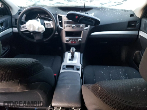 2012 Subaru Legacy 2.5i z VIN 4S3BMCA68C3017262, wystawiony jako Copart lot #83061654 z przebiegiem 147 601 mil mil oraz Nie do naprawy • Non repairable. Historia ofert i sprzedaży dostępna na DreamBid. Obrazek 8.