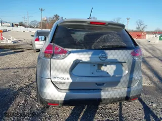 2016 Nissan Rogue S with VIN JN8AT2MV3GW152038, listed as a IAAI auction lot 41417737 with 196,409 mi miles. Bid and sale history available at carsss.com. Image 16.