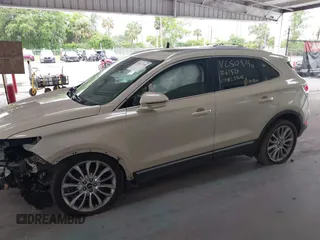2018 Lincoln MKC Reserve с VIN 5LMCJ3C9XJUL23206, выставлен на аукционе IAAI как лот 42411951 с пробегом 60 904 миль миль и . История ставок и продаж доступна на DreamBid. Изображение 14.