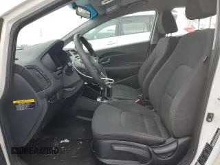 2014 Kia Rio LX with VIN KNADM5A35E6921756, listed as a Copart auction lot 84653184 with 181,703 mi miles and Salvage Title. Bid and sale history available at carsss.com. Image 7.