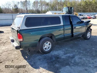 2000 Dodge Dakota Sport with VIN 1B7GL22N6YS786218, listed as a Copart auction lot 46220045 with 289,464 mi miles and Salvage Title. Bid and sale history available at carsss.com. Image 3.