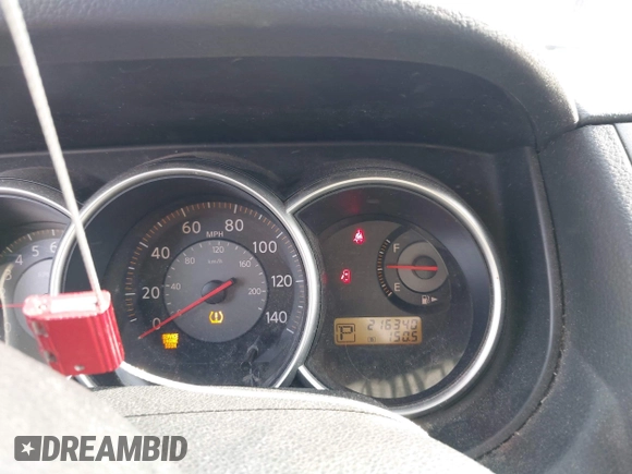 2008 Nissan Versa S z VIN 3N1BC13E48L380605, wystawiony jako IAAI lot #42075458 z przebiegiem 216 340 mil mil oraz . Historia ofert i sprzedaży dostępna na DreamBid. Obrazek 7.