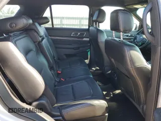 2016 Ford Explorer Limited z VIN 1FM5K8F82GGD15441, wystawiony jako Copart lot #57606275 z przebiegiem 153 223 mil mil oraz Czysty tytuł • Clean title. Historia ofert i sprzedaży dostępna na DreamBid. Obrazek 10.