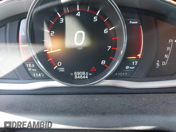 2016 Volvo XC60 T6 Drive-E z VIN YV449MDK7G2811221, wystawiony jako IAAI lot #42476363 z przebiegiem 84 644 mil mil oraz . Historia ofert i sprzedaży dostępna na DreamBid. Obrazek 15.