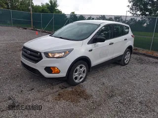 2018 Ford Escape S с VIN 1FMCU0F79JUB46232, выставлен на аукционе IAAI как лот 42434765 с пробегом 40 327 миль миль и . История ставок и продаж доступна на DreamBid. Изображение 19.