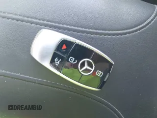 2017 Mercedes-Benz E 300 Luxury с VIN WDDZF4KB5HA280599, выставлен на аукционе IAAI как лот 42520875 с пробегом 41 026 миль миль и . История ставок и продаж доступна на DreamBid. Изображение 11.