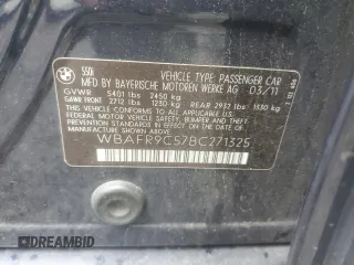 2011 BMW 5 Series 550i z VIN WBAFR9C57BC271325, wystawiony jako Copart lot #60269885 z przebiegiem 134 518 mil mil oraz Szkoda całkowita • Salvage title. Historia ofert i sprzedaży dostępna na DreamBid. Obrazek 12.