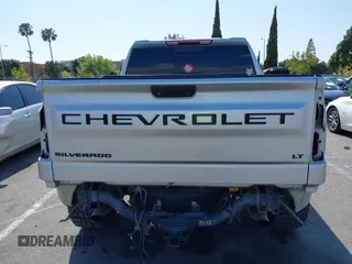 2019 Chevrolet Silverado 1500 LT Trail Boss with VIN 3GCPYFED9KG117659, listed as a IAAI auction lot 42128402 with 61,759 mi miles and . Bid and sale history available at DreamBid. Image 17.