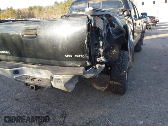 2011 Toyota Tacoma with VIN 3TMMU4FN7BM026448, listed as a IAAI auction lot 41240143 with 79,815 mi miles and . Bid and sale history available at DreamBid. Image 6.