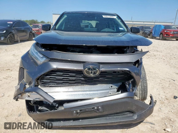 2023 Toyota RAV4 LE z VIN 2T3H1RFV9PC236144, wystawiony jako Copart lot #60815095 z przebiegiem 30 468 mil mil oraz Szkoda całkowita • Salvage title. Historia ofert i sprzedaży dostępna na DreamBid. Obrazek 5.