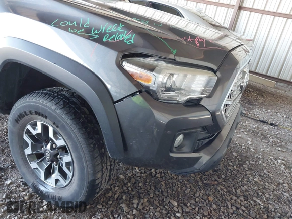 2017 Toyota Tacoma SR5 with VIN 3TMCZ5AN6HM045057, listed as a IAAI auction lot 41883533 with 213,760 mi miles and . Bid and sale history available at carsss.com. Image 6.