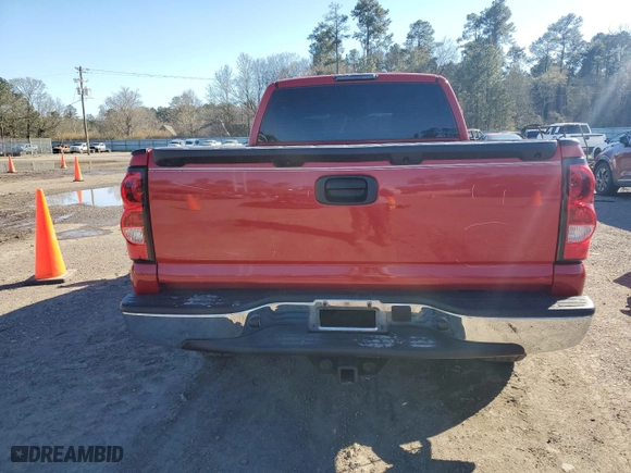 2004 Chevrolet Silverado 1500 LS with VIN 1GCEK19V34E353992, listed as a Copart auction lot 46092805 with 204,240 mi miles and Salvage Title. Bid and sale history available at carsss.com. Image 6.