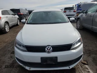 2014 Volkswagen Jetta Sedan SE w/Connectivity with VIN 3VWD07AJ8EM294783, listed as a Copart auction lot 47465975 with 152,079 mi miles and Clean Title. Bid and sale history available at carsss.com. Image 5.