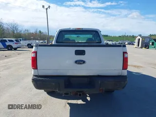 2008 Ford Super Duty F-250 SRW XL with VIN 1FTNX20508EE11793, listed as a IAAI auction lot 42158393 with 144,921 mi miles. Bid and sale history available at carsss.com. Image 16.