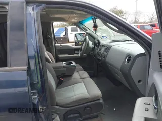 2004 Ford F-150 XLT with VIN 1FTRW12W94KC85675, listed as a IAAI auction lot 41572421 with 270,571 mi miles. Bid and sale history available at carsss.com. Image 5.