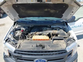 2018 Ford F-150 XL z VIN 1FTMF1CB6JFD18318, wystawiony jako IAAI lot #42637066 z przebiegiem 167 834 mil mil oraz . Historia ofert i sprzedaży dostępna na DreamBid. Obrazek 10.