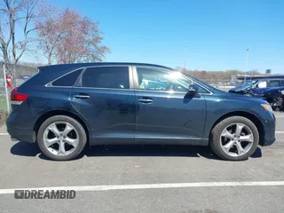 2015 Toyota Venza XLE with VIN 4T3BK3BB1FU117285, listed as a IAAI auction lot 41995884 with 106,237 mi miles. Bid and sale history available at carsss.com. Image 13.