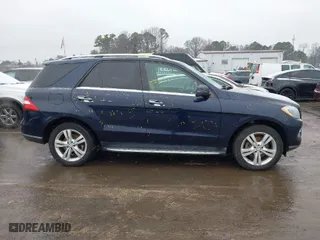 2015 Mercedes-Benz M-Class ML 350 with VIN 4JGDA5HB1FA481263, listed as a IAAI auction lot 41606256 with 93,441 mi miles. Bid and sale history available at carsss.com. Image 13.