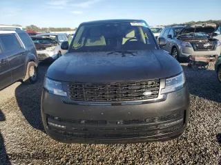 2023 Land Rover Range Rover SE with VIN SALKPBFU9PA013532, listed as a Copart auction lot 82518494 with 0 mi miles and Salvage Title. Bid and sale history available at carsss.com. Image 5.