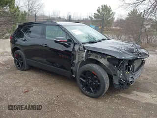 2020 Chevrolet Blazer LT z VIN 3GNKBHRS6LS664975, wystawiony jako IAAI lot #42070549 z przebiegiem 83 345 mil mil oraz . Historia ofert i sprzedaży dostępna na DreamBid. Obrazek 1.