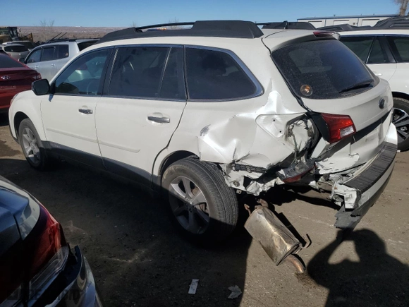 2014 Subaru Outback 2.5i Limited with VIN 4S4BRCPC7E3253124, listed as a Copart auction lot 86866584 with 128,417 mi miles and Salvage Title. Bid and sale history available at carsss.com. Image 2.