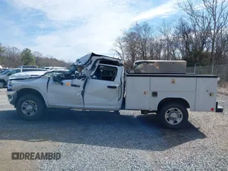 2023 Ram 2500 Tradesman with VIN 3C6UR5HJXPG646810, listed as a IAAI auction lot 41415537 with 10,865 mi miles. Bid and sale history available at carsss.com. Image 14.