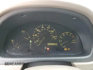 2000 Lexus RX 300 with VIN JT6GF10U2Y0062878, listed as a Copart auction lot 70833424 with 211,385 mi miles and Salvage Title. Bid and sale history available at carsss.com. Image 9.