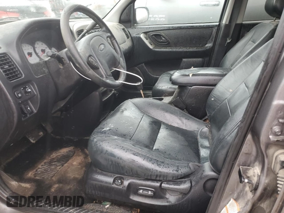 2003 Ford Escape Limited with VIN 1FMCU94133KC26627, listed as a Copart auction lot 45505944 with 154,952 mi miles and Salvage Title. Bid and sale history available at carsss.com. Image 7.