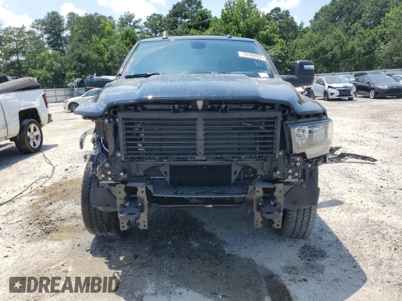 2024 Ram 2500 Big Horn z VIN 3C6UR5DJ4RG382802, wystawiony jako Copart lot #62024245 z przebiegiem 18 033 mil mil oraz Czysty tytuł • Clean title. Historia ofert i sprzedaży dostępna na DreamBid. Obrazek 5.