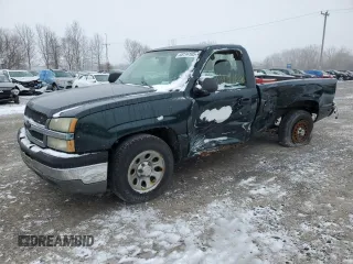 2005 Chevrolet Silverado 1500 Work Truck z VIN 1GCEC14X25Z271624, wystawiony jako Copart lot #60040915 z przebiegiem Nie podano mil oraz Nie do naprawy • Non repairable. Historia ofert i sprzedaży dostępna na DreamBid. Obrazek 1.