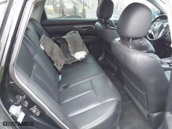 2013 Nissan Altima 3.5 SL with VIN 1N4BL3AP7DC137086, listed as a IAAI auction lot 41737354 with 140,208 mi miles. Bid and sale history available at carsss.com. Image 8.