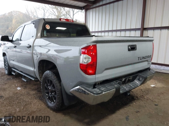 2019 Toyota Tundra 2WD SR5 with VIN 5TFEY5F15KX253952, listed as a IAAI auction lot 40802742 with 110,465 mi miles. Bid and sale history available at carsss.com. Image 6.