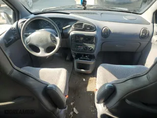 2000 Dodge Caravan SE with VIN 1B4GP44G7YB772212, listed as a Copart auction lot 75664674 with 373,081 mi miles and Clean Title. Bid and sale history available at carsss.com. Image 8.
