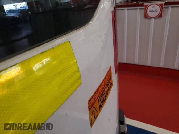 2015 Ford Transit Cargo с VIN 1FTNE1YM5FKB01049, выставлен на аукционе IAAI как лот 42844537 с пробегом 260 686 миль миль и . История ставок и продаж доступна на DreamBid. Изображение 13.