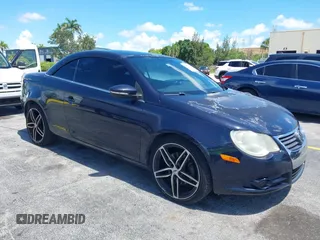 2010 Volkswagen Eos Komfort with VIN WVWBA7AH2AV018698, listed as a IAAI auction lot 42581271 with 91,490 mi miles and . Bid and sale history available at DreamBid. Image 1.