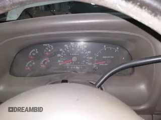 2000 Ford Excursion Limited с VIN 1FMSU43F8YED45694, выставлен на аукционе IAAI как лот 41547949 с пробегом 234 845 миль миль и . История ставок и продаж доступна на DreamBid. Изображение 7.
