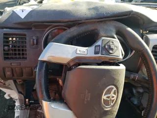 2015 Toyota Tacoma PreRunner z VIN 3TMKU4HNXFM045067, wystawiony jako Copart lot #47186931 z przebiegiem Nie podano mil oraz Szkoda całkowita • Salvage title. Historia ofert i sprzedaży dostępna na DreamBid. Obrazek 8.