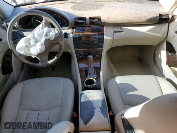 2007 Mercedes-Benz C 280 Luxury z VIN WDBRF92H17F924997, wystawiony jako Copart lot #51993115 z przebiegiem 208 750 mil mil oraz Szkoda całkowita • Salvage title. Historia ofert i sprzedaży dostępna na DreamBid. Obrazek 8.