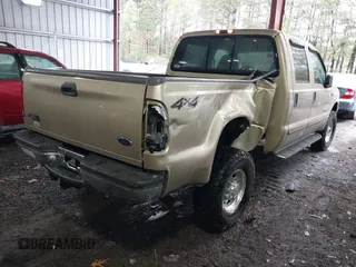 2000 Ford F-350 XL with VIN 1FTSW31F4YEB27196, listed as a IAAI auction lot 41975971 with 262,435 mi miles and . Bid and sale history available at DreamBid. Image 4.