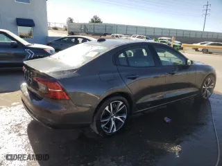 2024 Volvo S60 Core Dark Theme with VIN 7JRL12FK6RG322386, listed as a Copart auction lot 53579555 with 19,712 mi miles and Clean Title. Bid and sale history available at carsss.com. Image 3.