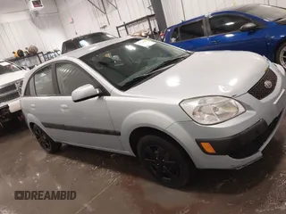2008 Kia Rio LX with VIN KNADE163186345215, listed as a IAAI auction lot 41776000 with 141,859 mi miles. Bid and sale history available at carsss.com. Image 14.