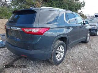 2018 Chevrolet Traverse LT Cloth with VIN 1GNERGKW5JJ204737, listed as a IAAI auction lot 42019256 with 172,064 mi miles. Bid and sale history available at carsss.com. Image 4.