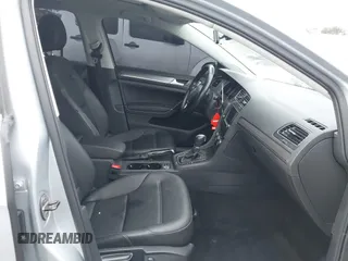 2017 Volkswagen Golf S z VIN 3VWH17AU6HM513429, wystawiony jako IAAI lot #41871392 z przebiegiem 63 787 mil mil oraz . Historia ofert i sprzedaży dostępna na DreamBid. Obrazek 5.