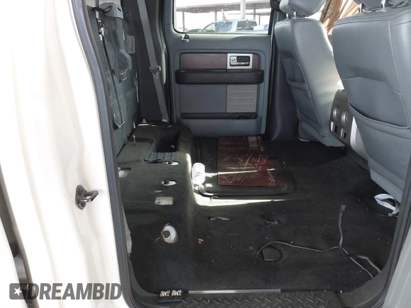 2013 Ford F-150 XL with VIN 1FTFW1ET0DFC58121, listed as a IAAI auction lot 41468151 with 132,219 mi miles. Bid and sale history available at carsss.com. Image 8.