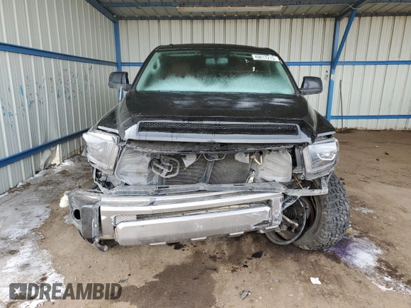 2017 Toyota Tundra Platinum z VIN 5TFAY5F10HX613975, wystawiony jako Copart lot #49817215 z przebiegiem 129 735 mil mil oraz Szkoda całkowita • Salvage title. Historia ofert i sprzedaży dostępna na DreamBid. Obrazek 5.